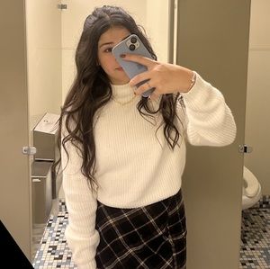 Meet your Posher, Gabby